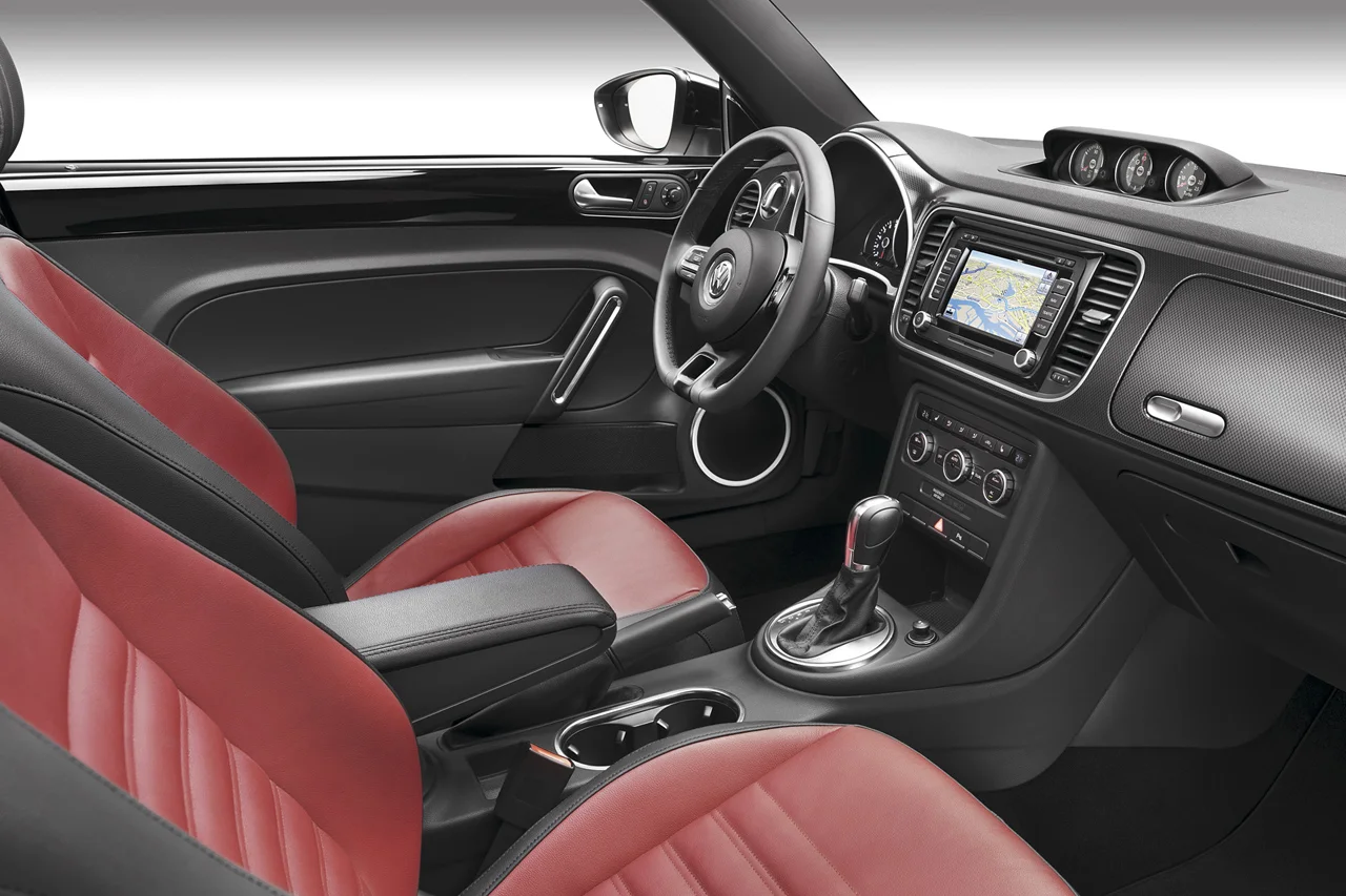 014-2012-volkswagen-beetle.webp