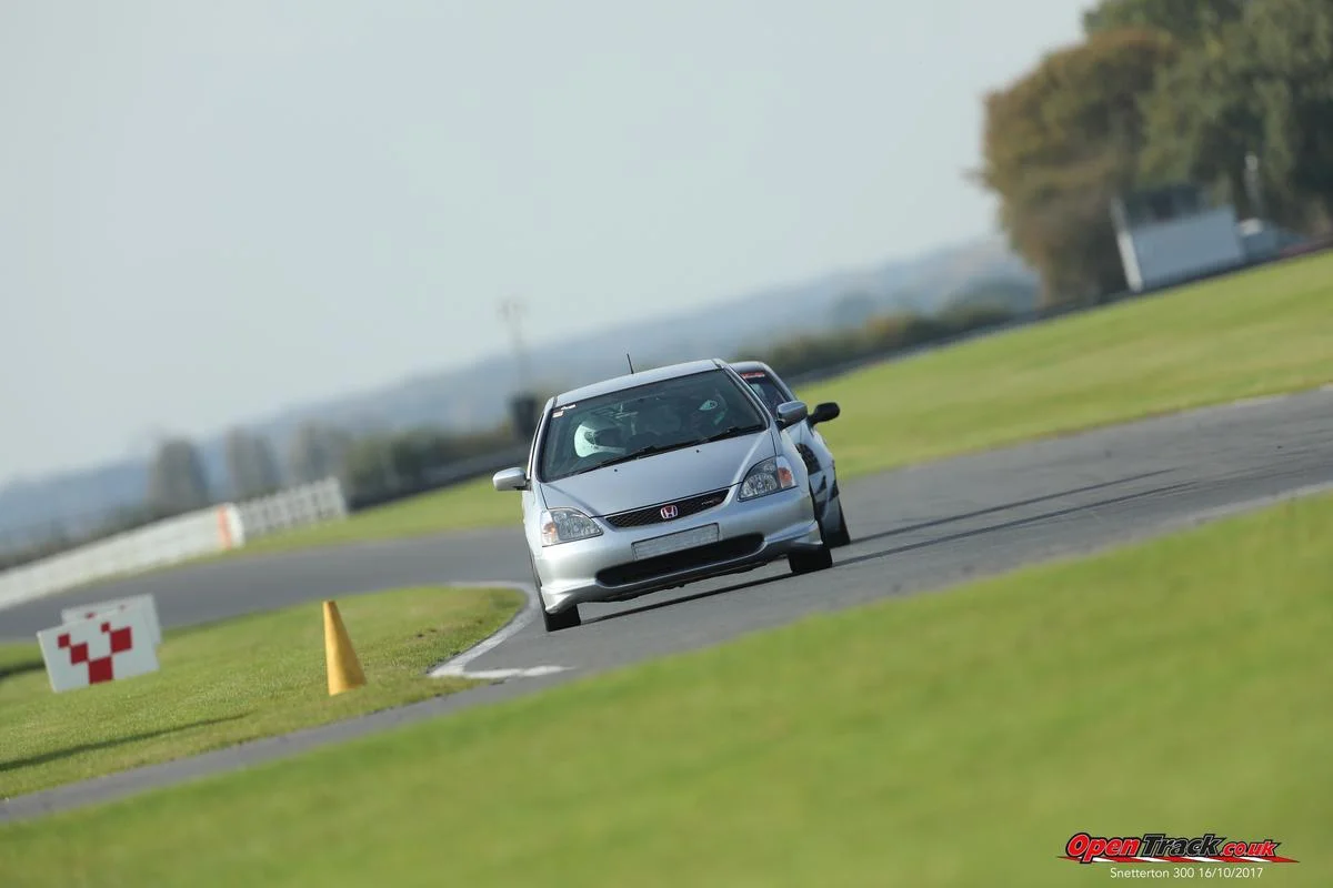 017_C5559-_C6_F2-4_B2_E-97_CF-_D6709137_E318.webp
