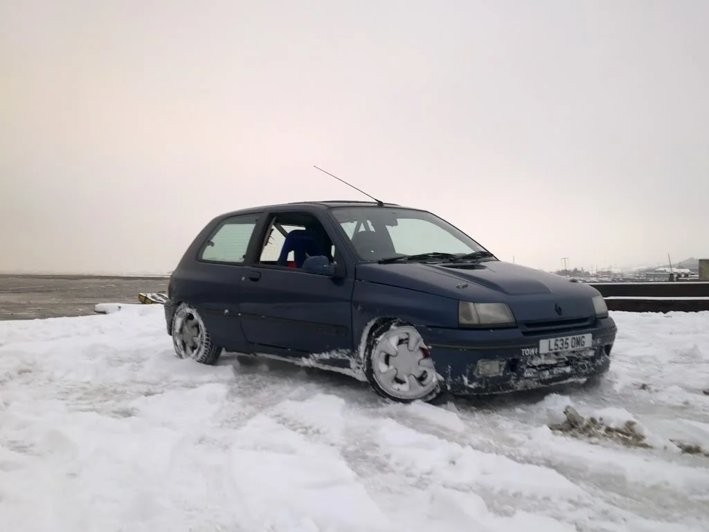 03122010039.webp
