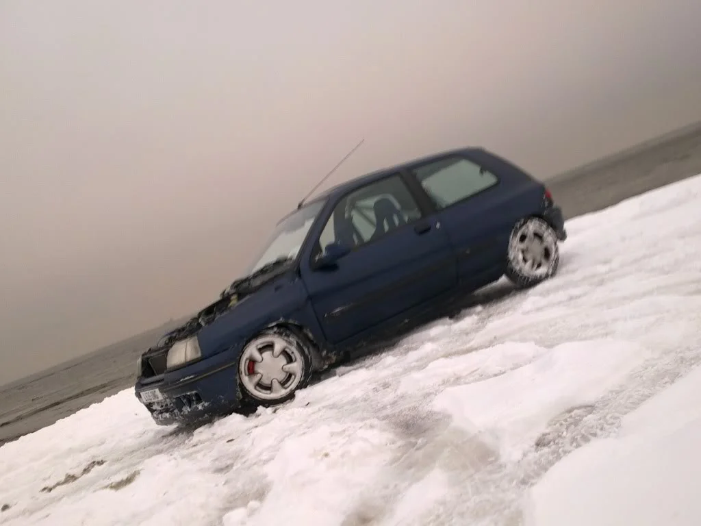03122010043.webp