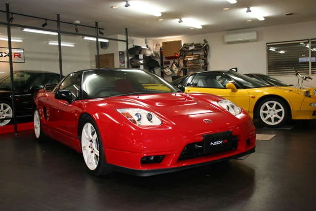 04REDNSX-R3.webp