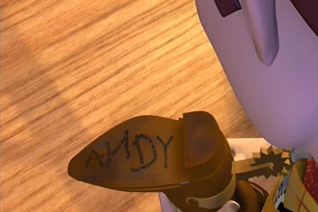 06-Bota-de-Woody.webp