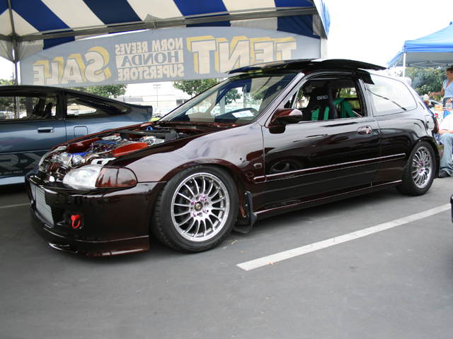 0610_HT_08_Z+Honda_Civic_Hatchback+front_side.jpg