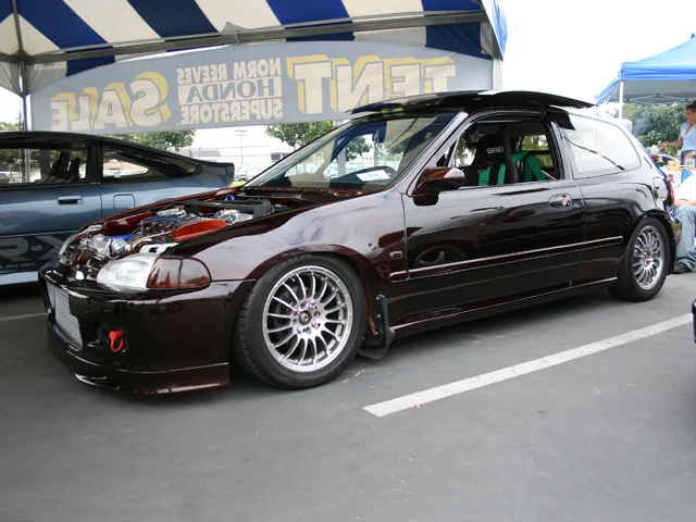 0610_HT_08_Z+Honda_Civic_Hatchback+front_side.webp