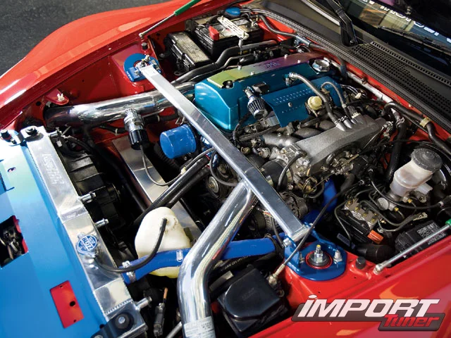 0711_impp_07_z+honda_s2000+engine_bay.webp