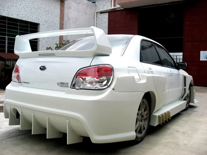 07_body_kit_rear.webp