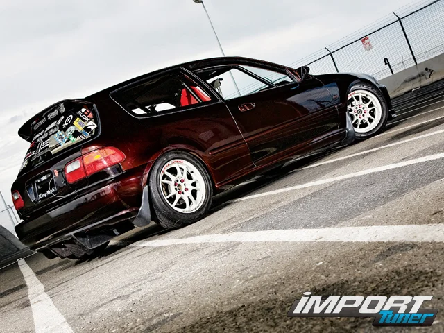 0801_impp_06_z+honda_civic+right_rear_view.webp