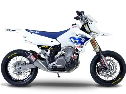 0903_sbkp_01_z+suzuki_dr_z400sm+right_side_view.webp