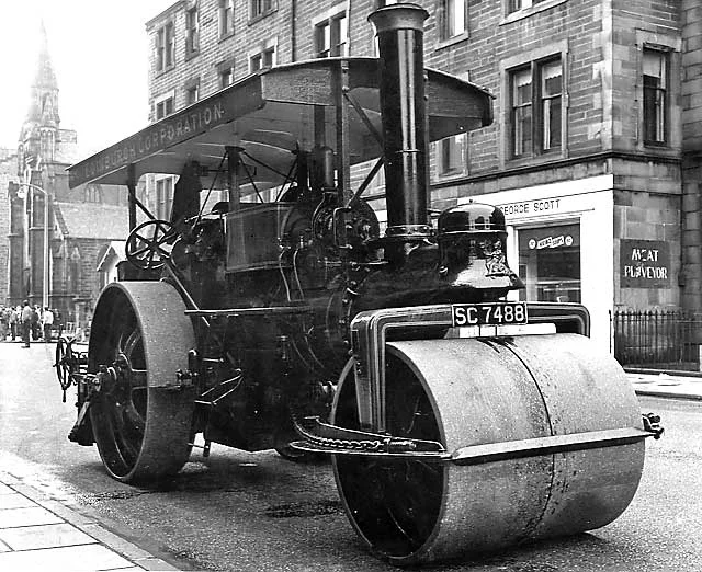 0_edinburgh_transport_steam_roller_1960s.webp