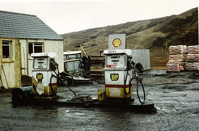 0_my_photographs_scotland_petrol_pumps_-_bp.webp
