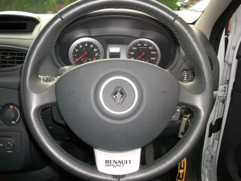 100_0441.webp