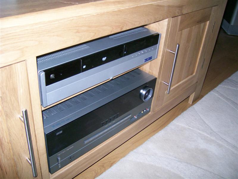 100_0889%20(Medium).jpg