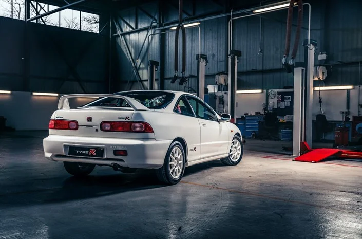 104295_2001_Honda_Integra_Type_R.webp