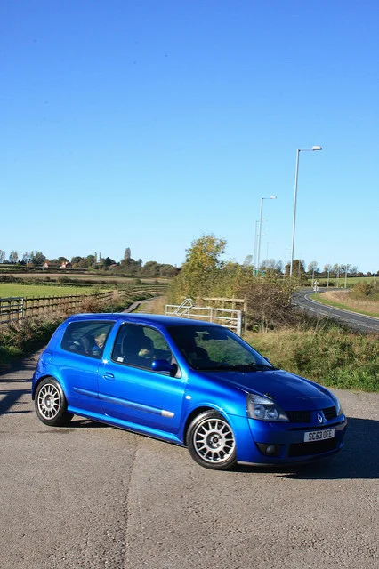 10669470193_7fac84bf1e_z.webp