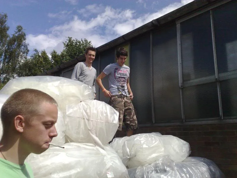 12072008694.webp