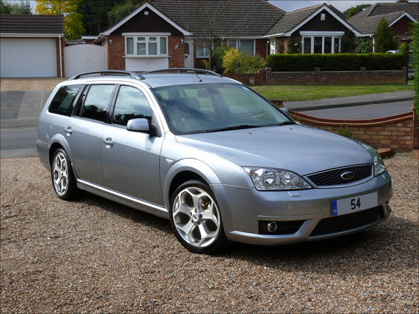 1233083944-mondeo-focus-wheel.jpg