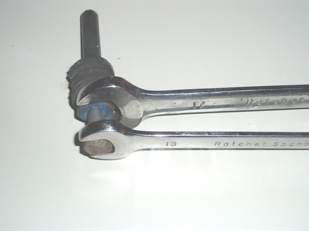 13mmand17mmspannerpics.jpg