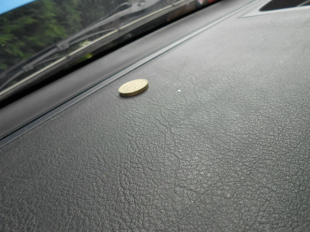 14321373029_025dc50d99_b.webp
