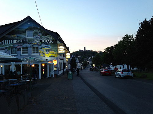 14370927303_2d0b21abff.jpg