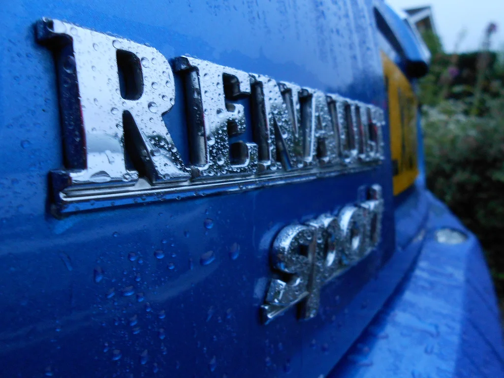 14585595825_e6de1010b0_b.webp