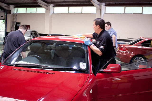 14806761061_66ec629ff9_z.webp