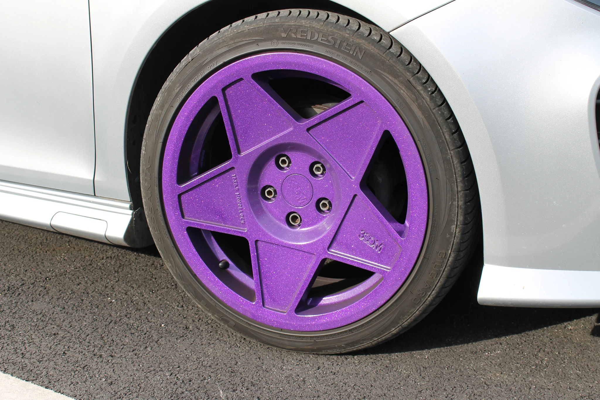14982735692_c2c0bf871d_c.webp