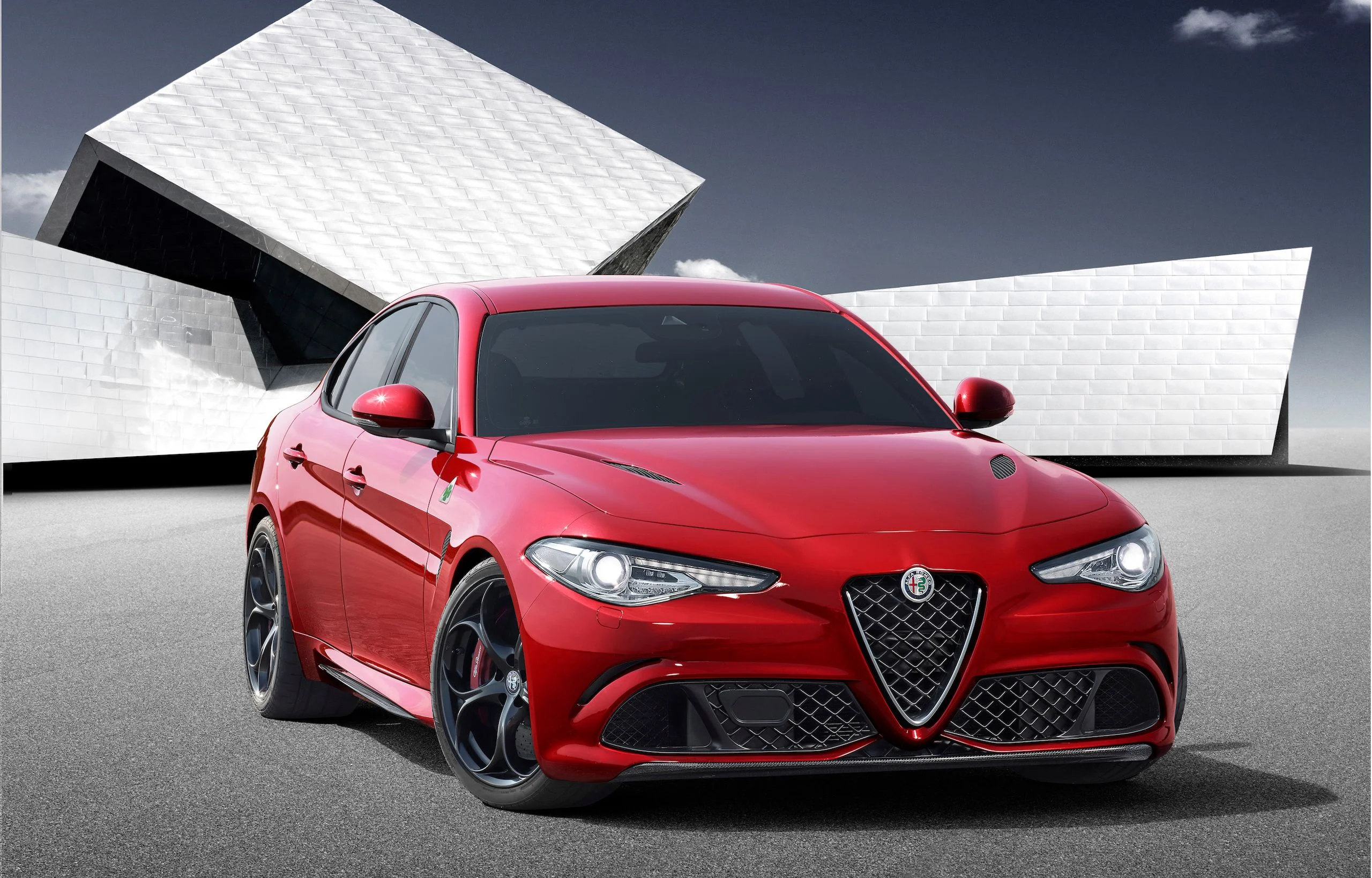 150624_alfa_romeo_giulia_hp1-558ad8dfc5645.webp