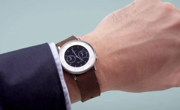 150924-pebble-time-round-official-04.webp