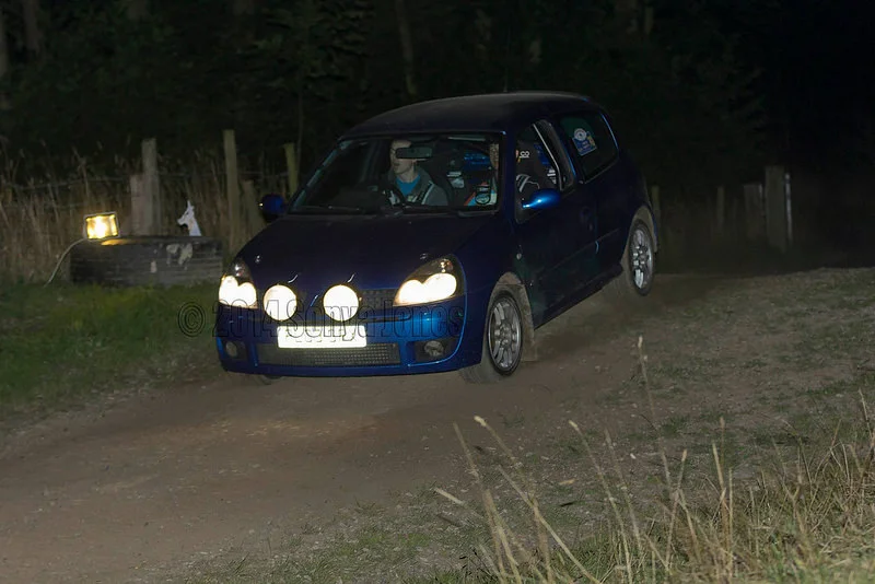 15118271346_244aa88d41_c.webp