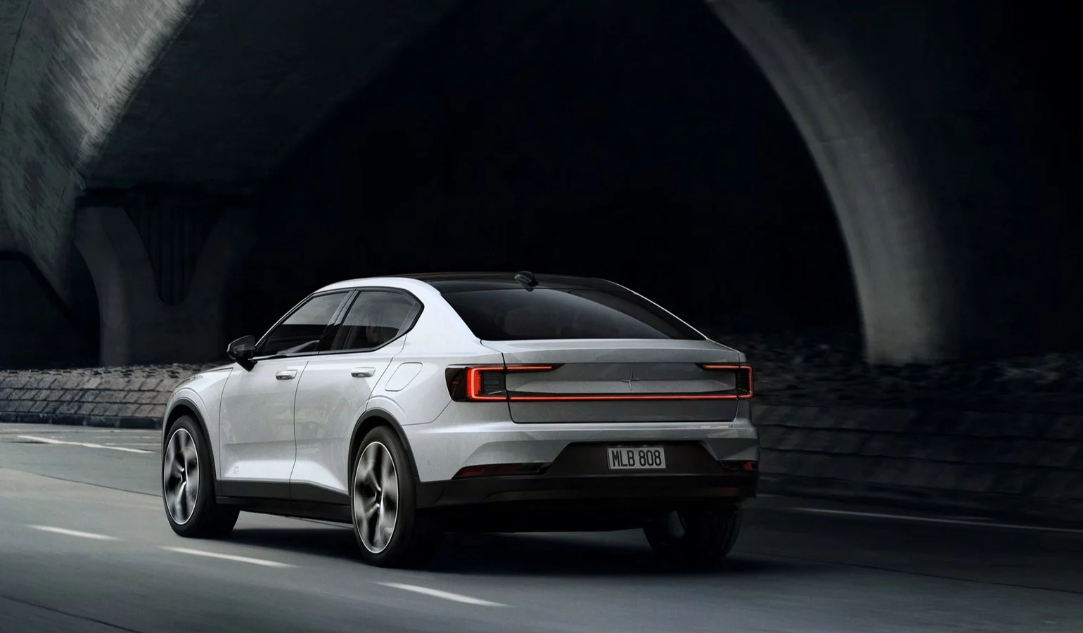 1580734608-polestar-190317-2468-snowv004-edited.webp