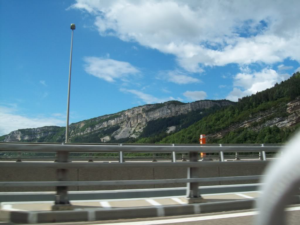 16-06-2010056.jpg 16-06-2010056.jpg