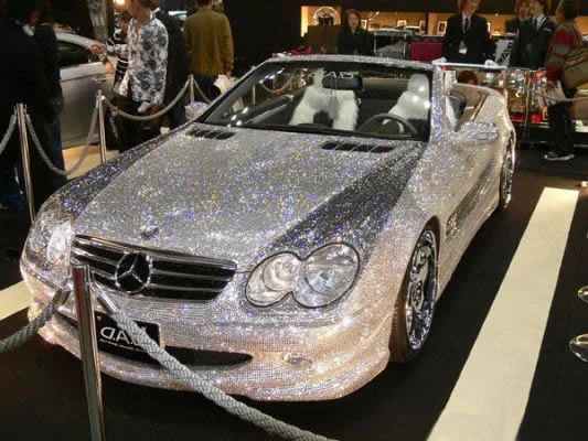 16Diamond_Encrusted_Mercedes_Benz_SL500_2.webp