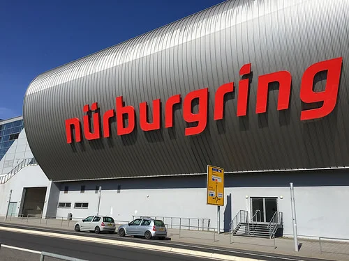 17058751167_793871a00b.webp