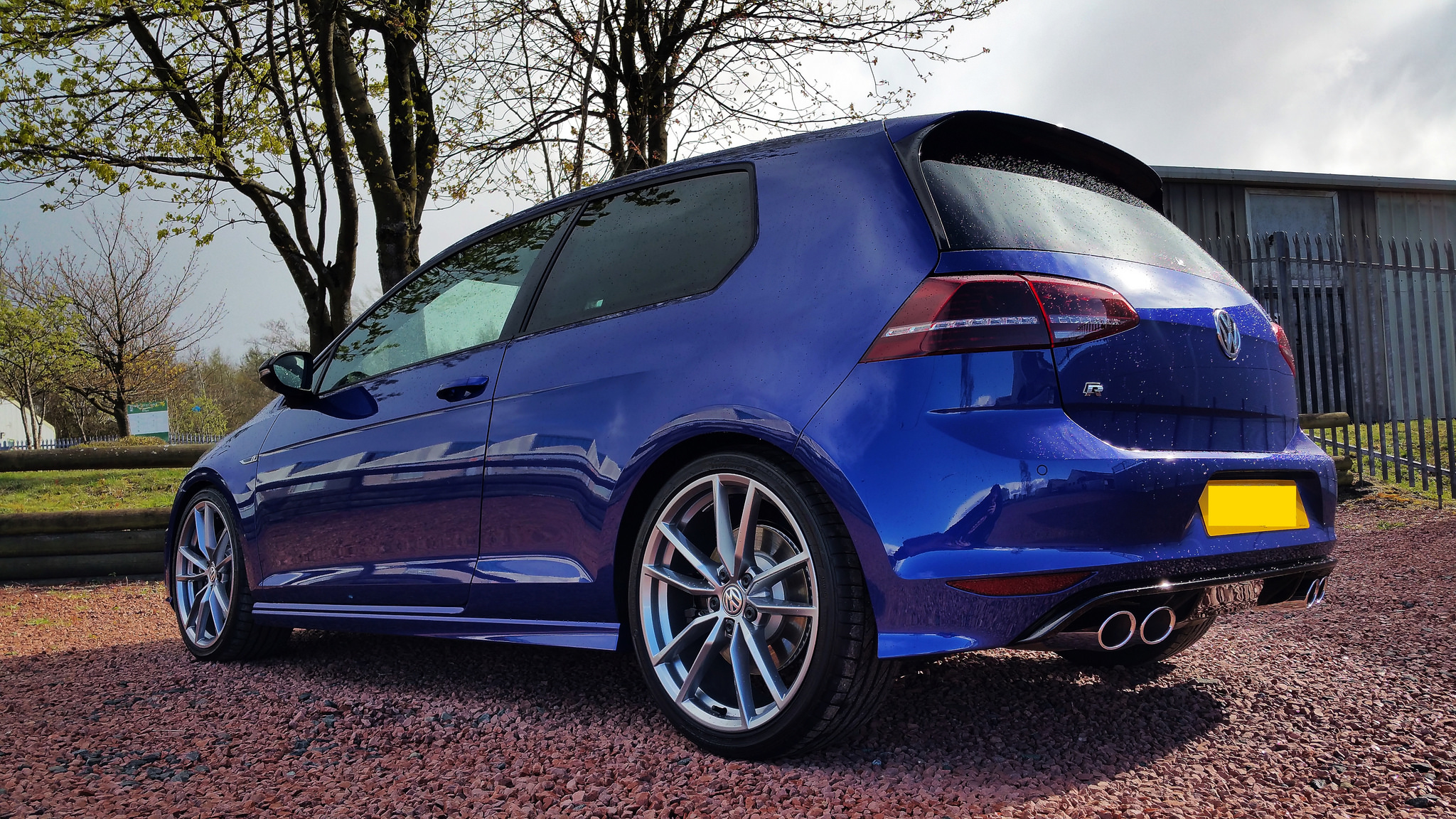 Lapiz Blue Mk7 Golf R vs CarPro's Finest & Reload - New Car Detail ...