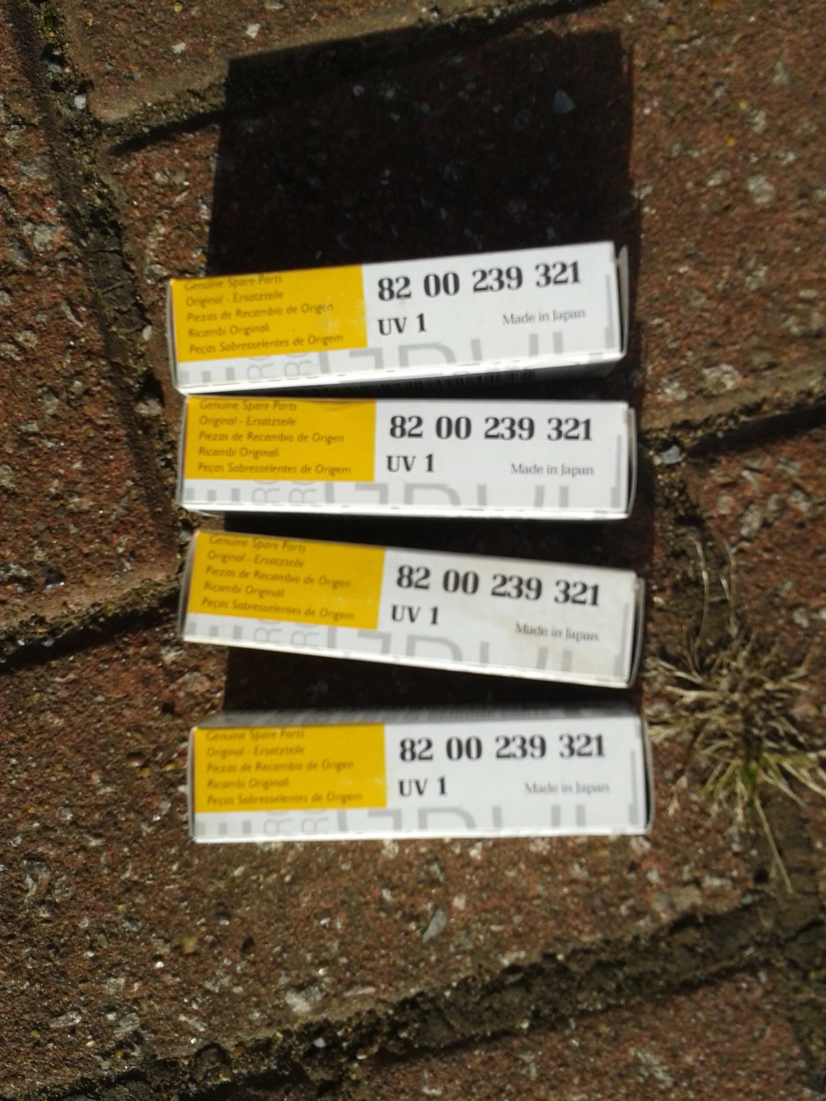 18-09-09 New spark plugs 129,230 miles.webp