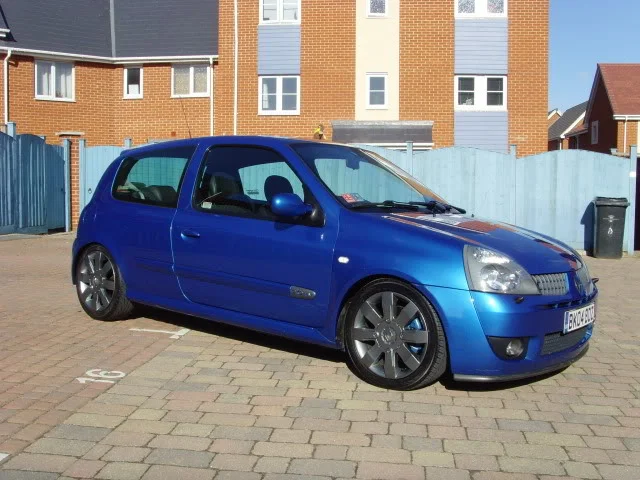 182ForSale001.webp