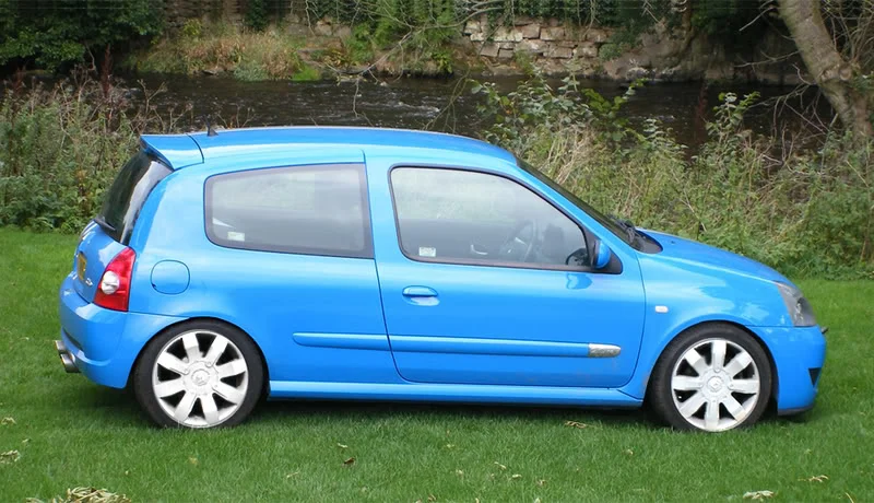 182whitewheels.webp