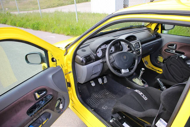 19205483036_a2fd7b4d62_z.webp