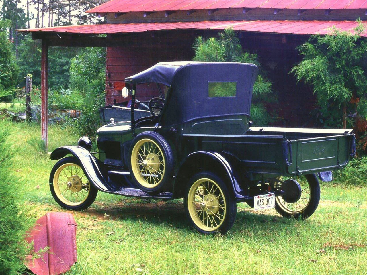1925%20Ford%20Model%20T%20Runabout%20Pickup%20Black.webp