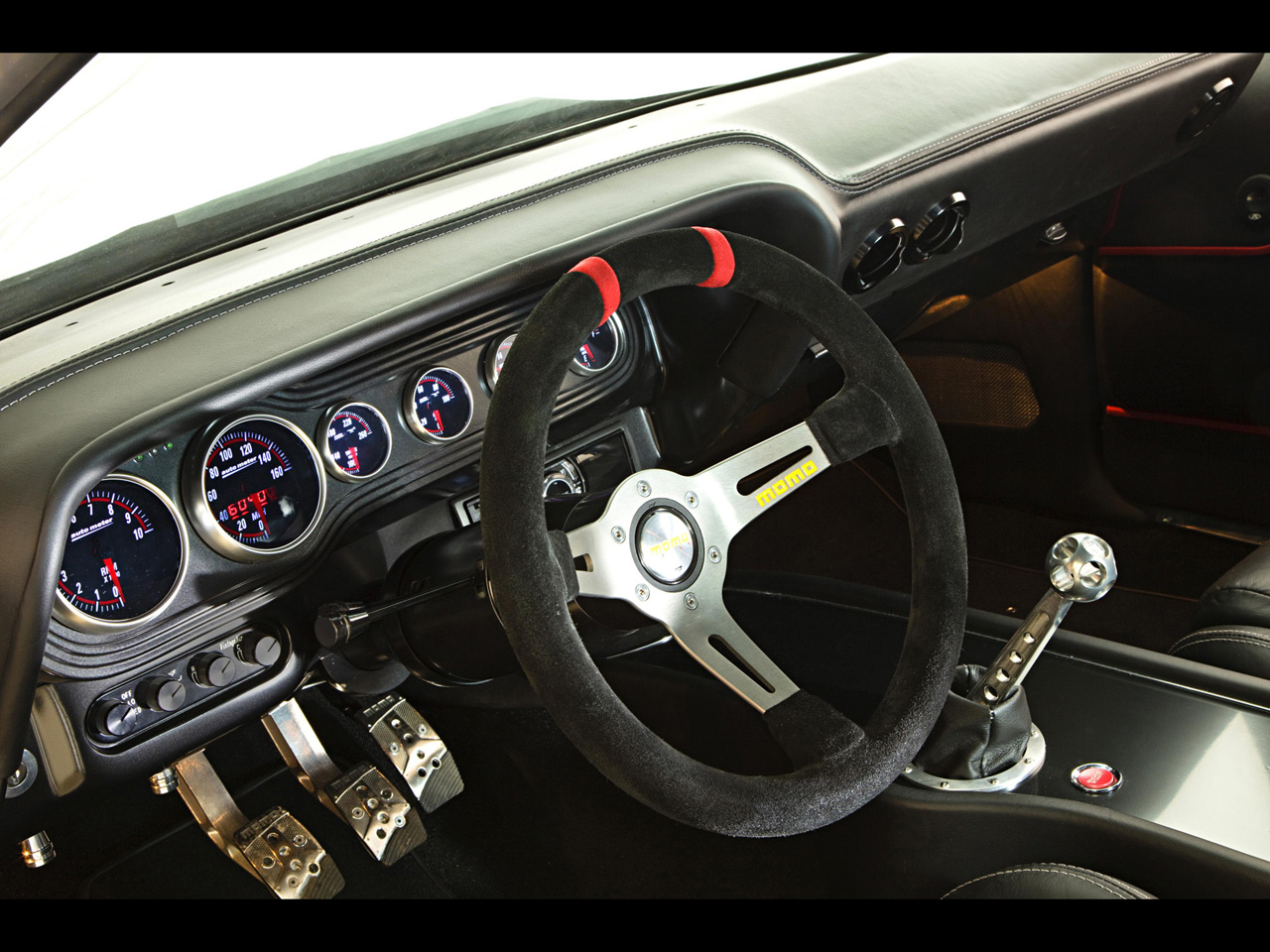 1970-Dodge-Challenger-by-Roadster-Shop-Dashboard-1280x960.jpg