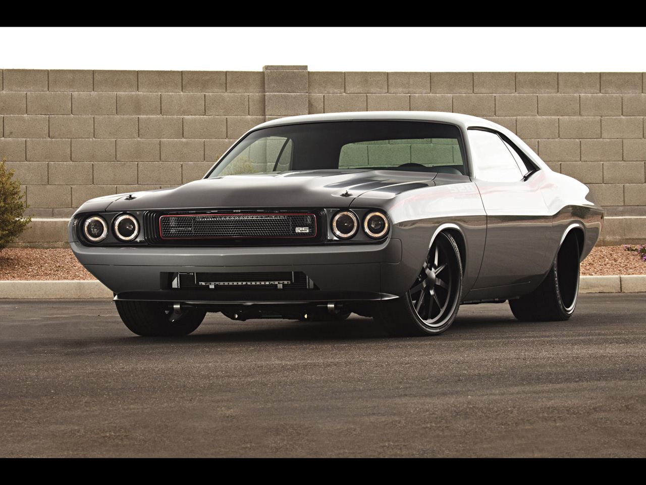 1970-Dodge-Challenger-by-Roadster-Shop-Front-Angle-2-1280x960.jpg