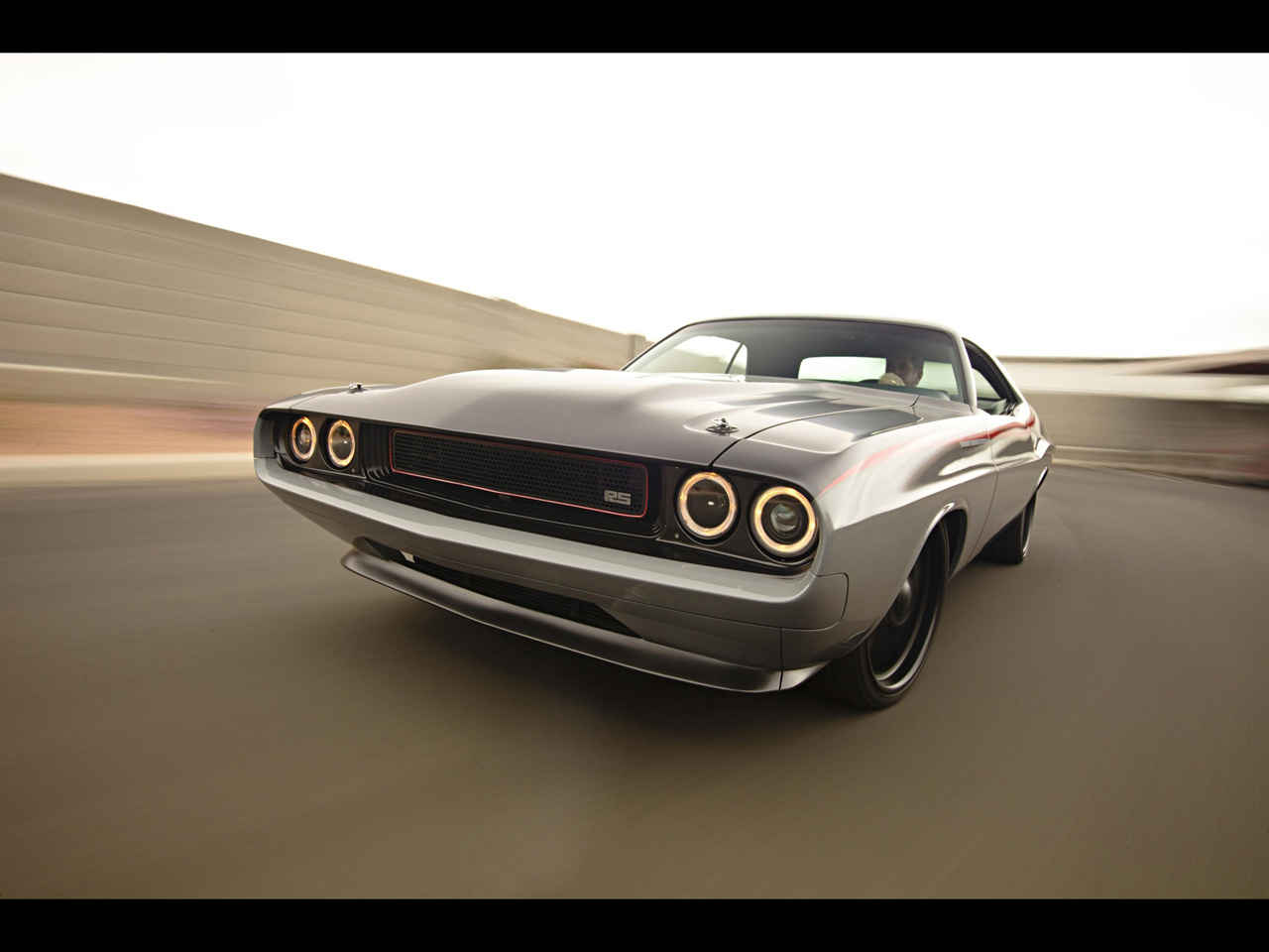 1970-Dodge-Challenger-by-Roadster-Shop-Front-Angle-Speed-1280x960.jpg