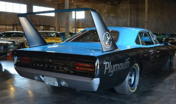 1970_Plymouth_Road_Runner_Superbird_Tribute_For_Sale_Rear_Three_Quarter_View_resize.webp