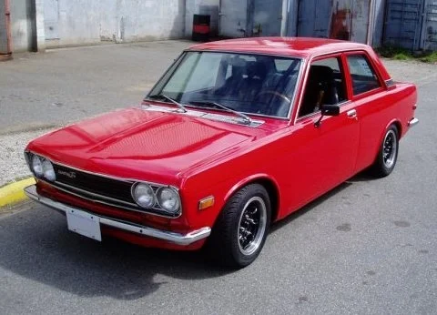 1971_Datsun_510_2_door_Restored_Front_1.webp