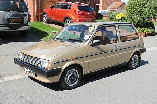 1984 Austin Metro MK1 Vanden Plas 2.webp