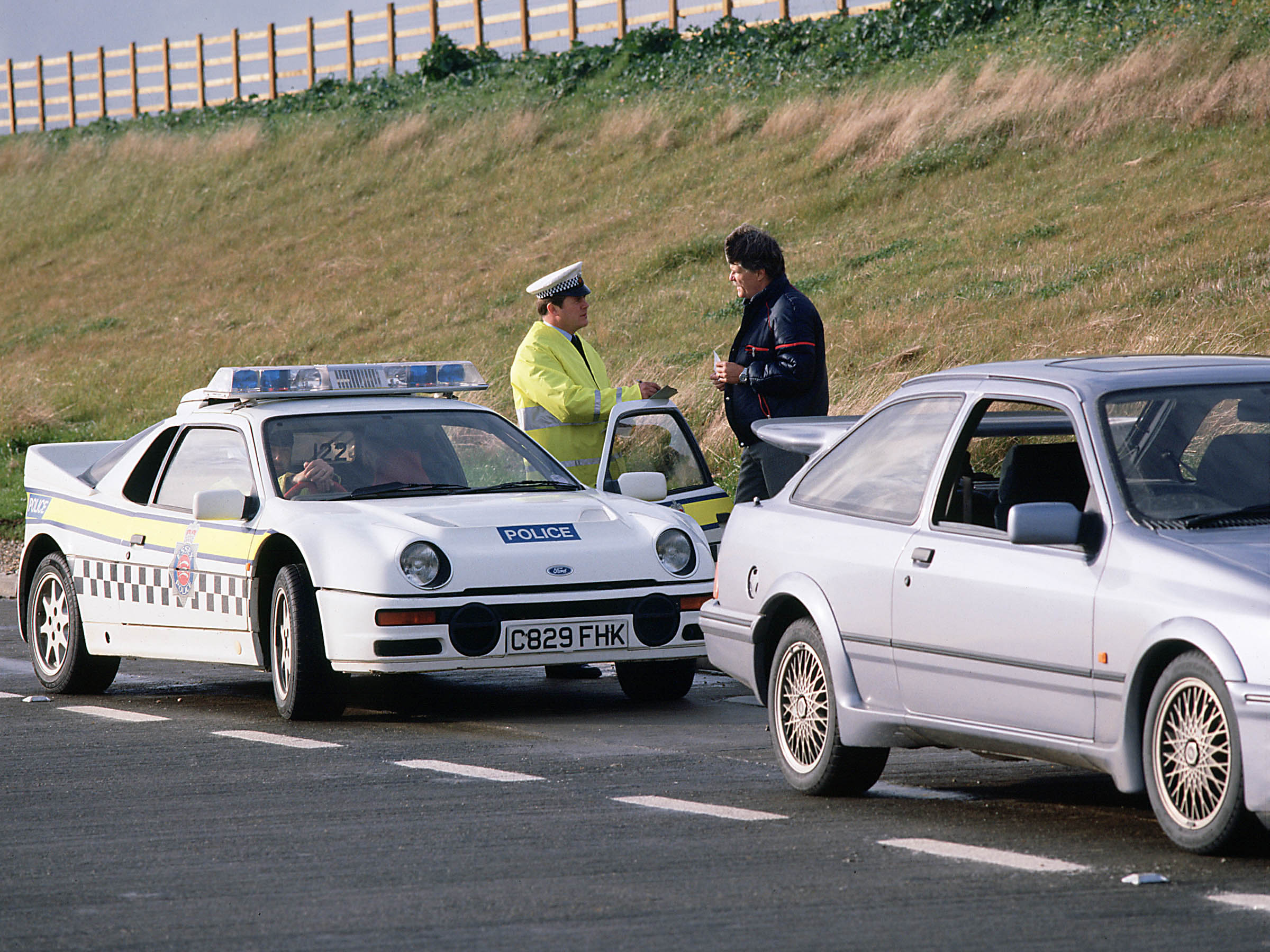 Преследую машину. Форд РС 200. Ford rs200. Ford rs200 Evolution. Ford rs200 EVO 2.
