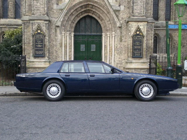 1989_aston_martin_lagonda.webp