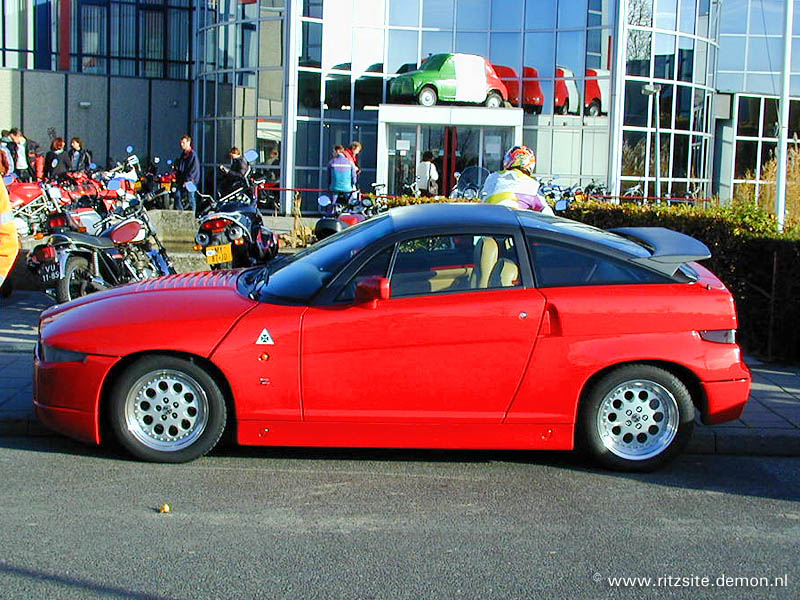 1991_Alfa_Romeo_SZ_HQ.jpg