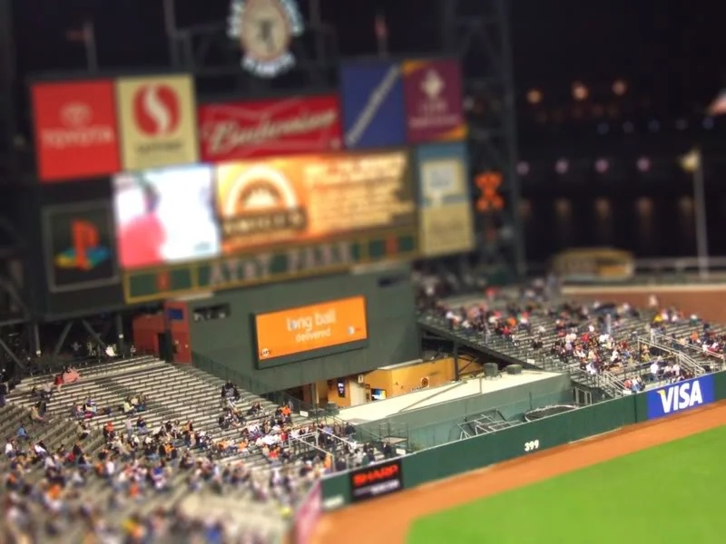 1_5-tiltshift.webp