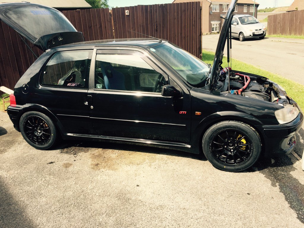  Peugeot 106 GTI race car